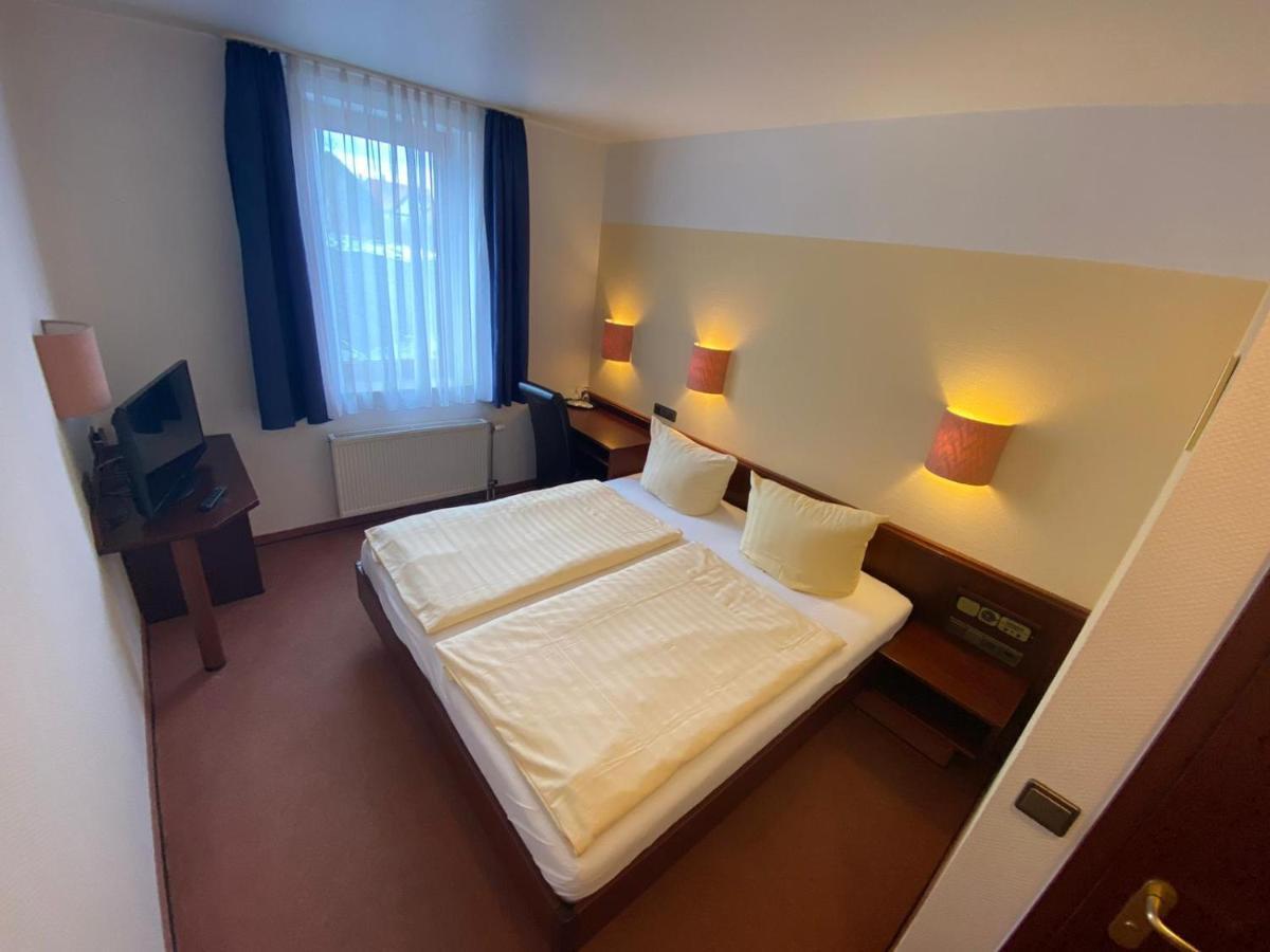Zeulenroda-Triebes Hotel Goldener Loewe מראה חיצוני תמונה