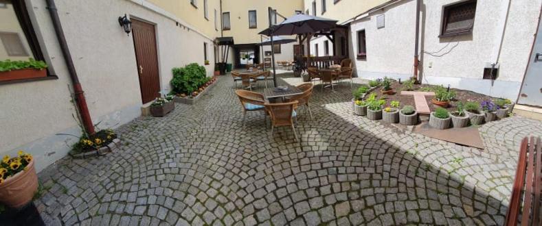 Zeulenroda-Triebes Hotel Goldener Loewe מראה חיצוני תמונה