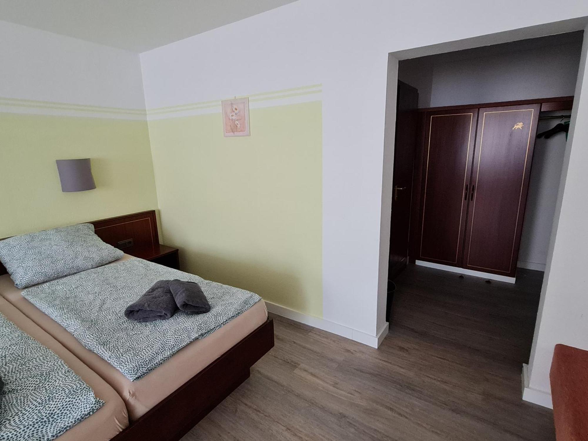 Zeulenroda-Triebes Hotel Goldener Loewe מראה חיצוני תמונה