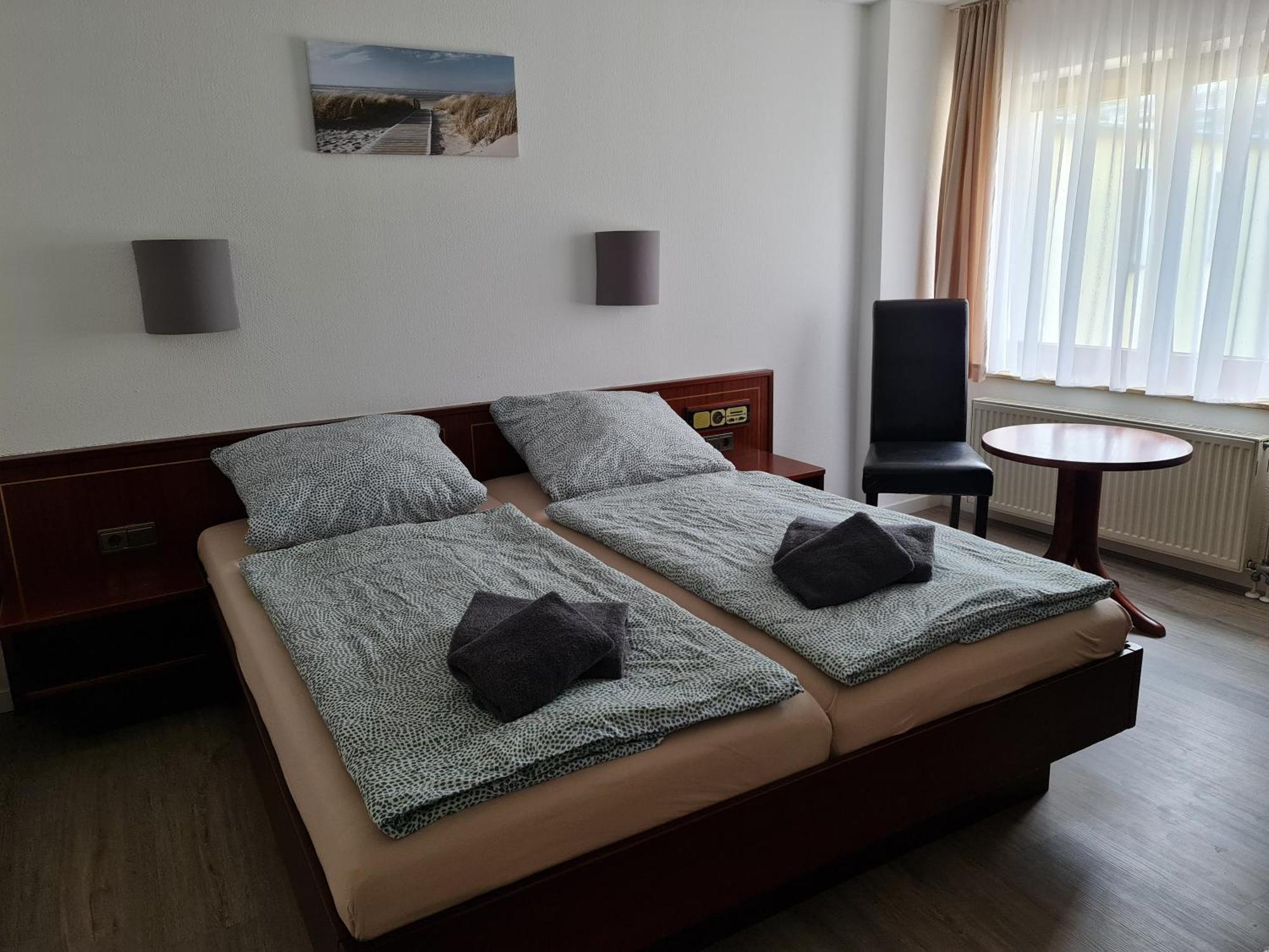 Zeulenroda-Triebes Hotel Goldener Loewe מראה חיצוני תמונה
