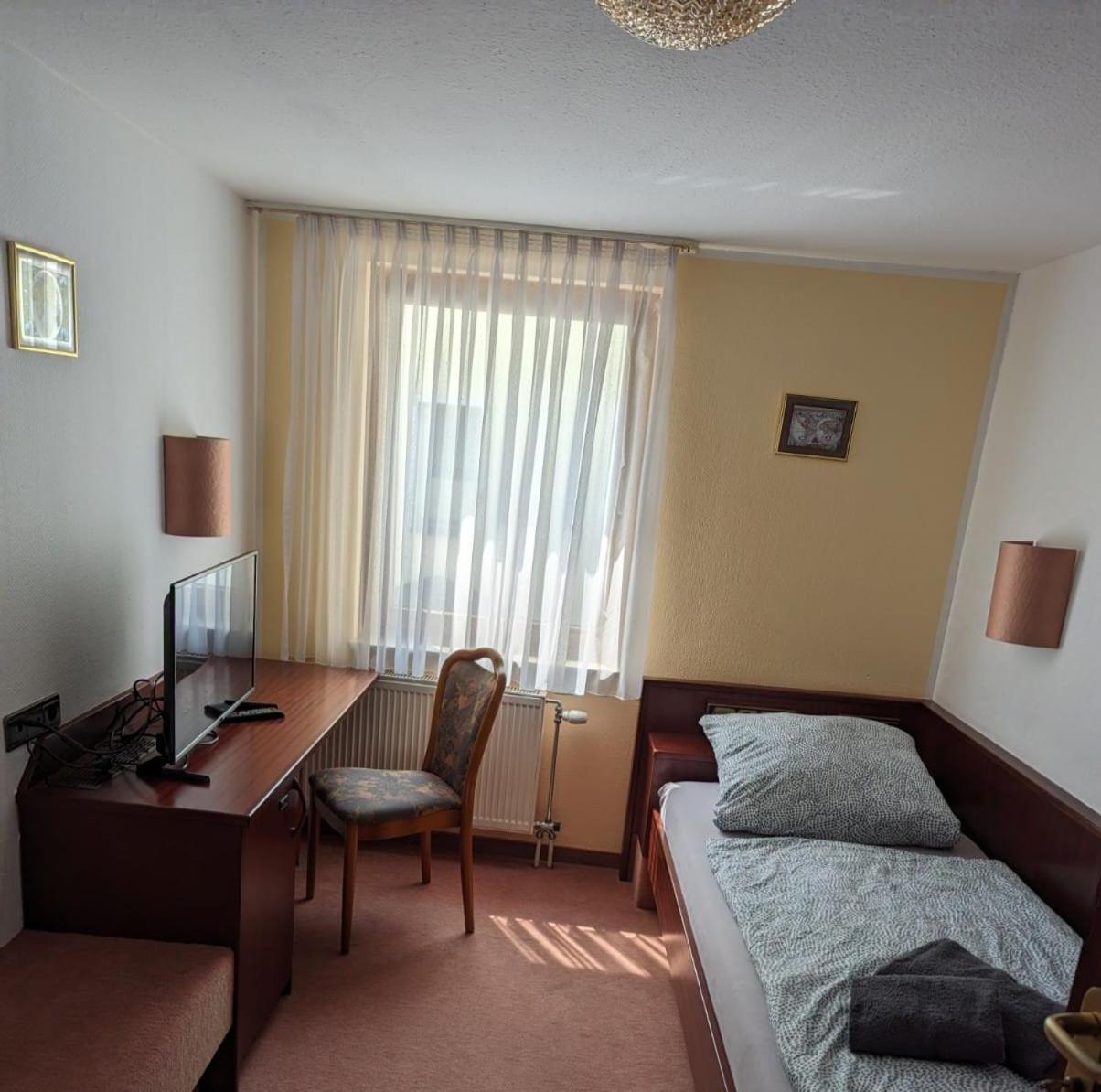 Zeulenroda-Triebes Hotel Goldener Loewe מראה חיצוני תמונה